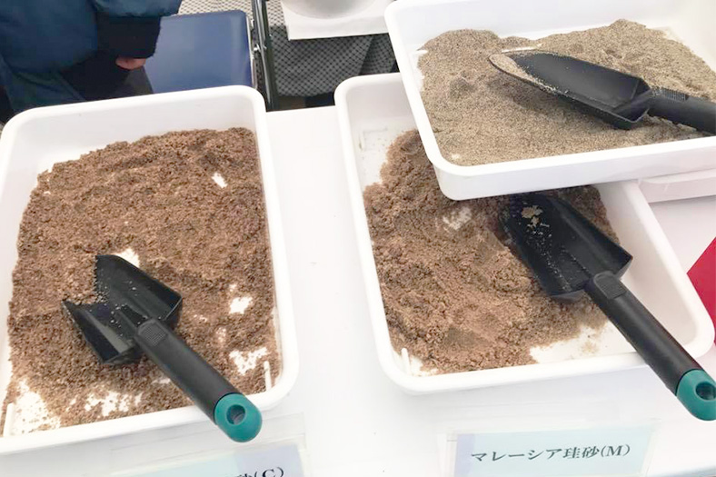 魅力満載のターフショー レッスン記事ばかりのゴルフ雑誌も是非取材を!