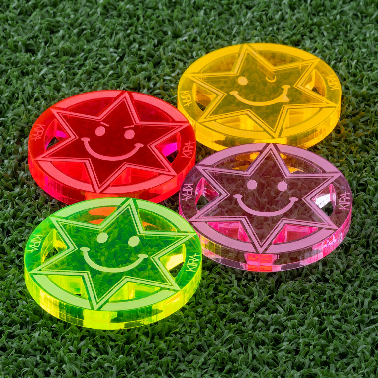 遠くからでもしっかり見える 『KIRA 集光性カジノマーカー』登場