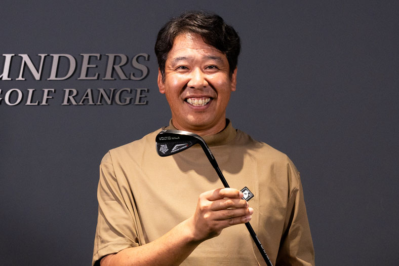 真っ直ぐ飛んで高さで止める！ 新生・KATANA GOLFのアイアンを山田直知が試打・検証