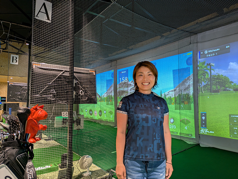 岩橋里衣、白岡に会員制インドア練習場「18GOLF」開業