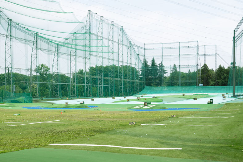 新富ゴルフプラザ アイゴルフ ロフトボール 練習場 コースボール