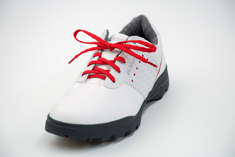 足のチカラを解き放ち、ラウンドを安定させる新発想の靴ひも『MAGICLACE』