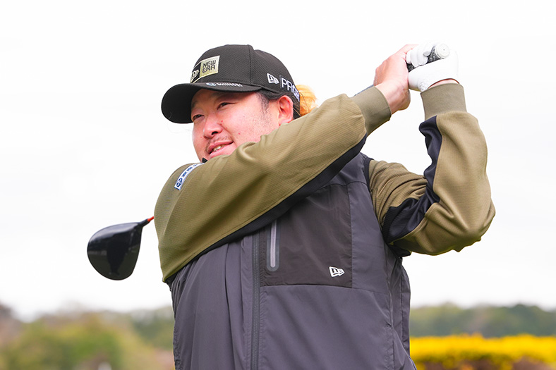 大槻智春 PRGRとクラブ契約締結