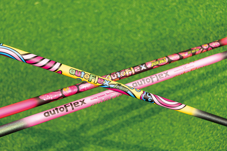 驚異のしなりは唯一無二　Auto Flexシャフトにシニア特化の新モデル『FlexOne』登場　幅広い層に人気の「Original」 飛距離追及「JOY365」も検証